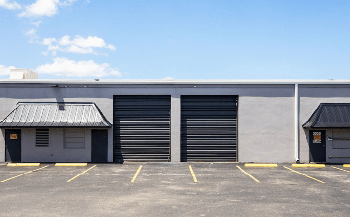 Pictures of Retail, Industrial property located at 3535 Northwest 19th Street, Lauderdale Lakes, FL 33311 for lease - image #1