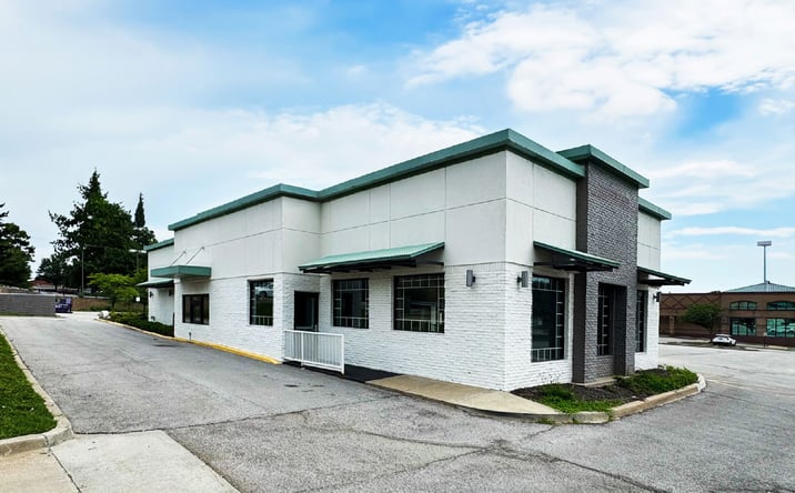Pictures of Retail, Restaurant property located at 7006 West 75th Street, Overland Park, KS 66204 for lease - image #1