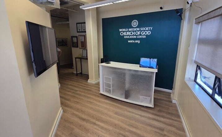 Pictures of Retail property located at 501 SUMNER ST, HONOLULU, HI 96817-5332 for lease - image #1