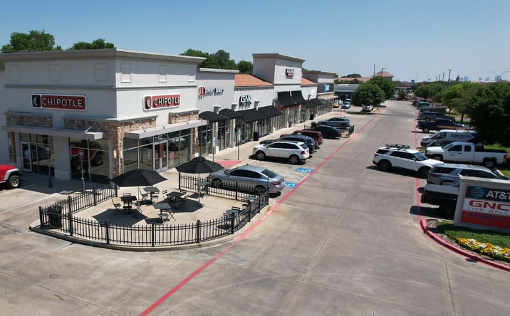 Pictures of Retail property located at 6370 Camp Bowie Blvd, Fort Worth, TX 76116 for lease - image #1