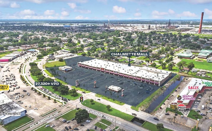 Pictures of Retail property located at 8700 W Judge Perez Dr, Chalmette, LA 70043 for lease - image #1