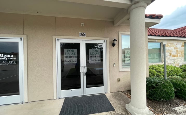 Pictures of Office property located at 7070 Knights Court, Missouri City, TX 77459 for lease - image #1