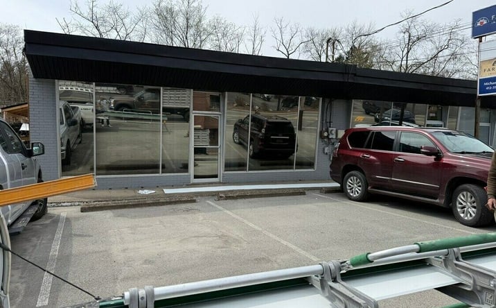 Pictures of Office property located at 5844-5850 Library Road, Bethel Park, PA 15102 for lease - image #1