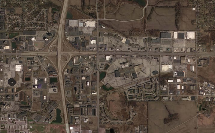 Pictures of Retail property located at 2109 Southlake Mall, Merrillville, IN 46410 for lease - image #1