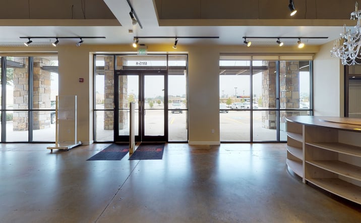 Pictures of Retail property located at 6927 Farm to Market 1960 Road West, Houston, TX 77069 for lease - image #1