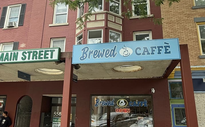 Pictures of Retail property located at 556 Main St, Stroudsburg, PA 18360 for lease - image #1