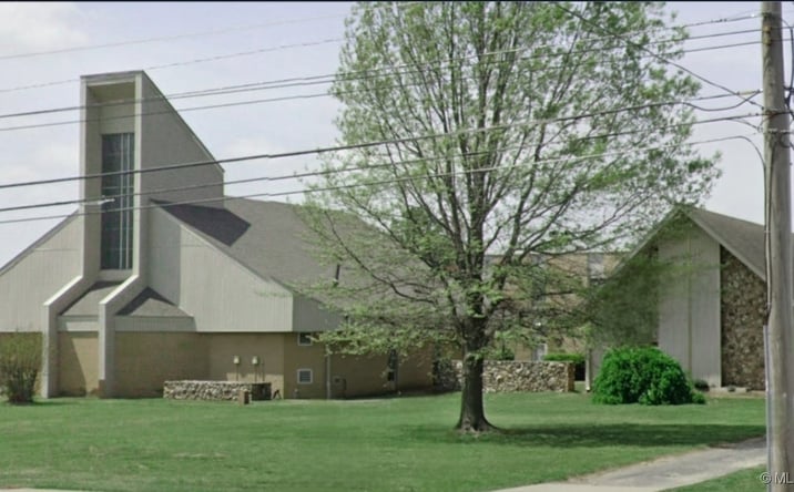 Pictures of Office property located at 6160 S LEWIS AVE, TULSA, OK 74136-1001 for lease - image #1