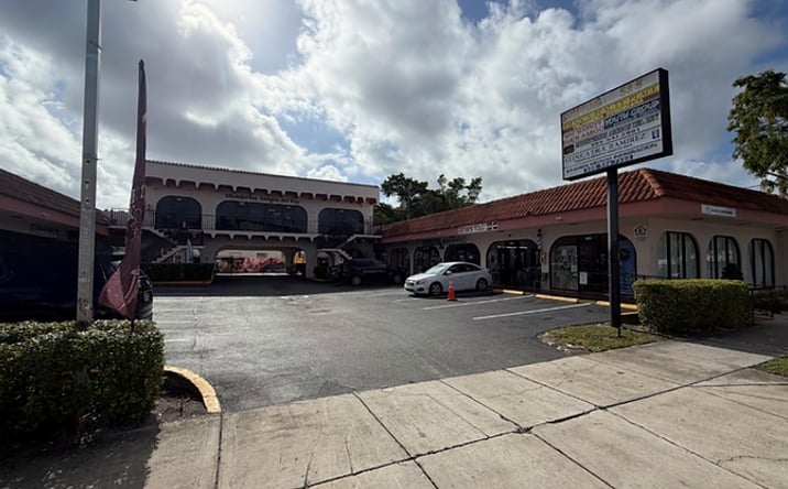 Pictures of Retail property located at 517 SW 12th Ave, Miami, FL 33130 for lease - image #1