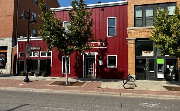 Pictures of Retail, Restaurant property located at 405 South Gilbert Street, Iowa City, IA 52240 for lease - image #1