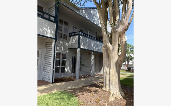 Pictures of Office property located at 4400 Bayou Boulevard, Pensacola, FL 32503 for lease - image #1