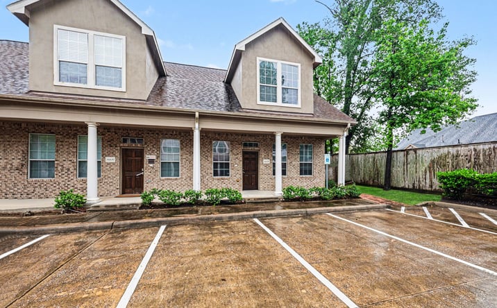 Pictures of Office property located at 25511 Budde Road, The Woodlands, TX 77380 for lease - image #1