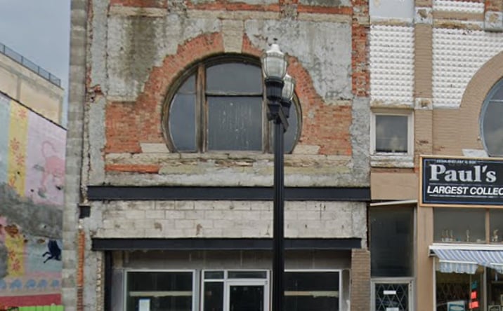 Pictures of Retail, Office, Restaurant property located at 641 South Saginaw Street, Flint, MI 48502 for lease - image #1