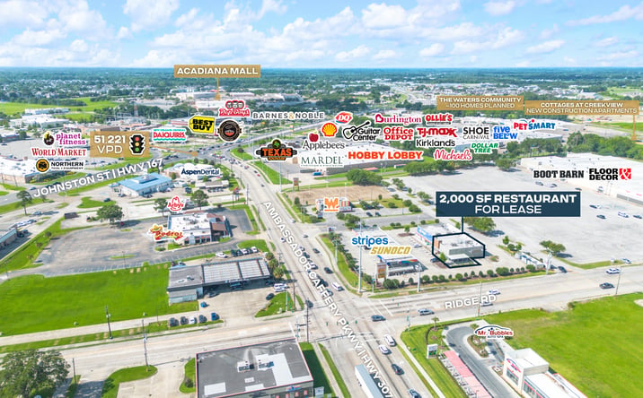 Pictures of Retail, Restaurant property located at 3300 Ambassador Caffery Pkwy, Lafayette, LA 70506 for lease - image #1