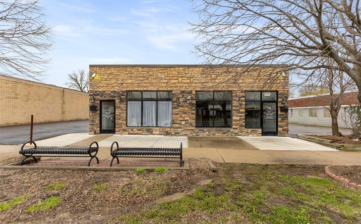 Pictures of Retail, Office property located at 25033 West Warren Street, Dearborn Heights, MI 48127 for lease - image #1