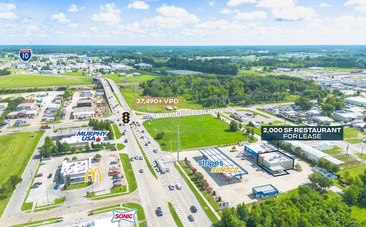 Pictures of Retail, Restaurant property located at 905 Ambassador Caffery Pkwy, Lafayette, LA 70506 for lease - image #1