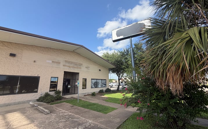 Pictures of Retail, Industrial, Special Purpose property located at 1410 South Loop West, Houston, TX 77054 for lease - image #1