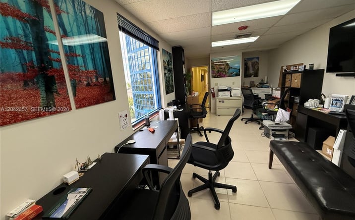 Pictures of Office property located at 9600 NW 25th St # 4H, Doral, FL 33172 for lease - image #1