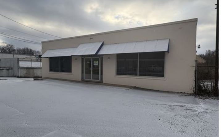 Pictures of Office, Industrial property located at 2716 Sutherland Ave, Knoxville, TN 37919 for lease - image #1