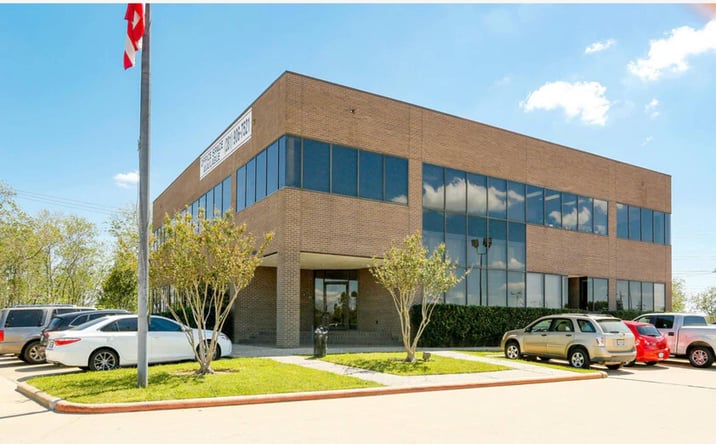 Pictures of Office property located at 13850 Gulf Freeway, Houston, TX 77034 for lease - image #1