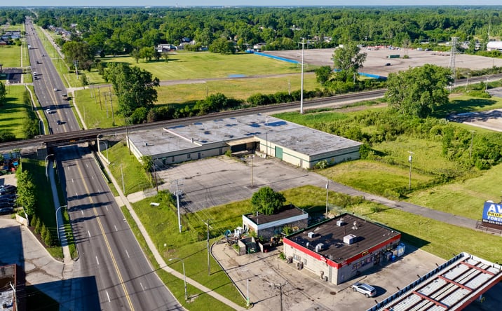 Pictures of Industrial property located at 3000 Middlebelt Road, Inkster, MI 48141 for lease - image #1