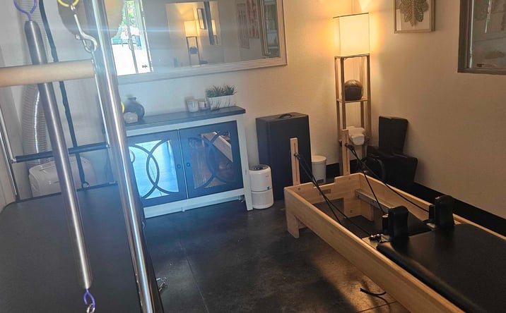 Pictures of Office, Special Purpose property located at 7900 Balboa Boulevard, Los Angeles, CA 91406 for lease - image #1
