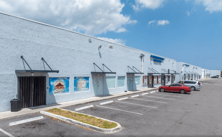 Pictures of Retail, Industrial property located at 3927-3999 NW 19th St, Lauderdale Lakes, FL 33311 for lease - image #1