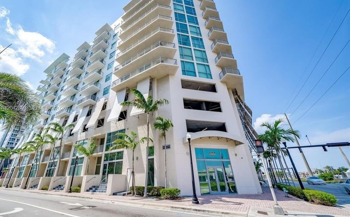 Pictures of Office property located at 140 S Dixie Hwy #TH104, Hollywood, FL 33020 for lease - image #1