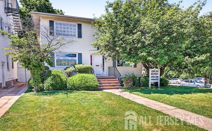Pictures of Office property located at 127 Livingston Avenue, New Brunswick, NJ 08901 for lease - image #1
