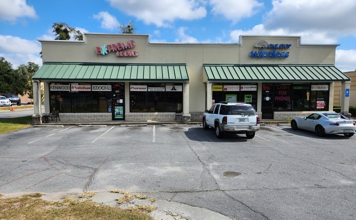 Pictures of Retail property located at 104 General Screven Way, Hinesville, GA 31313 for lease - image #1