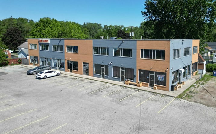Pictures of Retail property located at 5825 Jackman Rd, Toledo, OH 43613 for lease - image #1