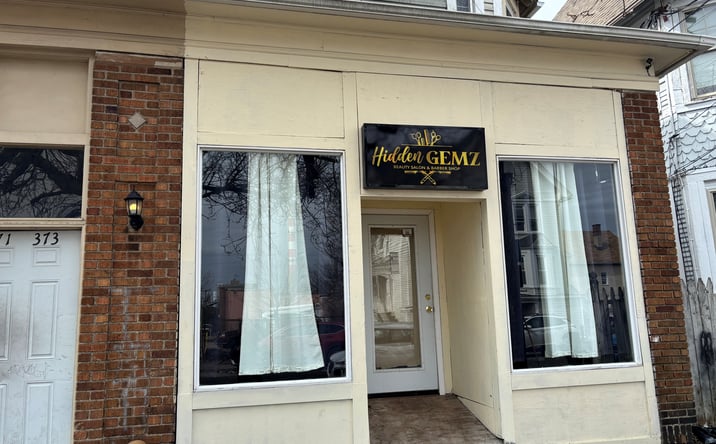 Pictures of Office, Retail property located at 371 Myrtle Ave, Unit 2, Bridgeport, CT 06604 for lease - image #1