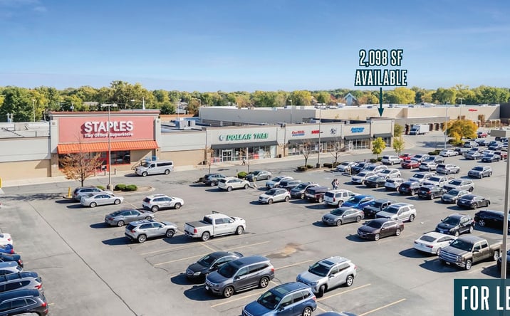Pictures of Retail property located at 7951 Calumet Avenue, Munster, IN 46321 for lease - image #1