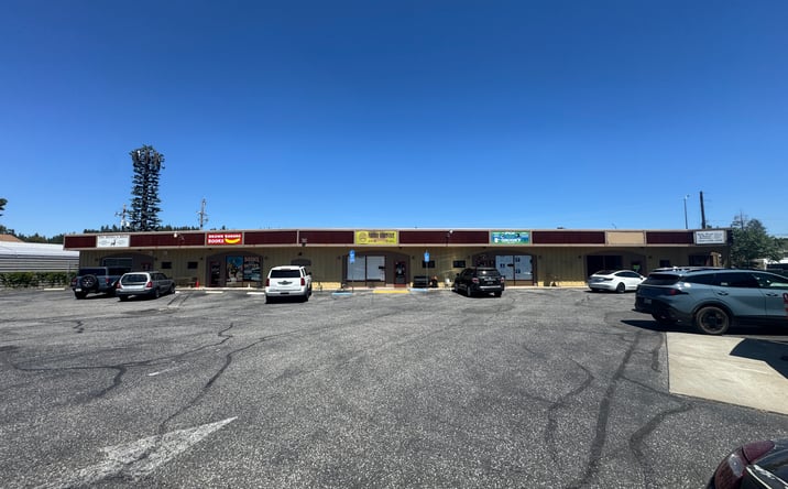 Pictures of Retail property located at 671 MALTMAN DR, GRASS VALLEY, CA 95945-5194 for lease - image #1