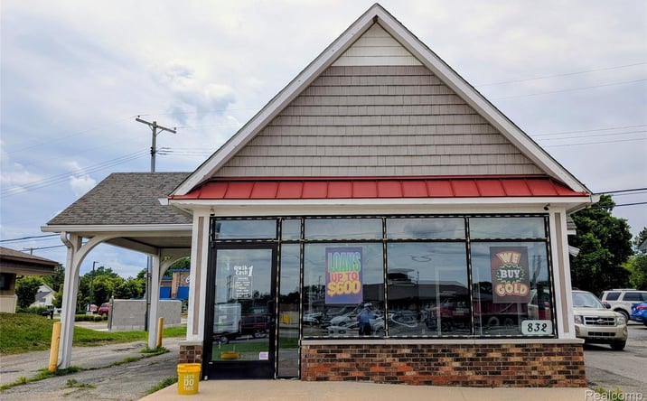 Pictures of Retail property located at 832 S Main Street, Lapeer, MI 48446 for lease - image #1
