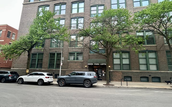 Pictures of Office property located at 1327 West Washington Boulevard, Chicago, IL 60607-1901 for lease - image #1