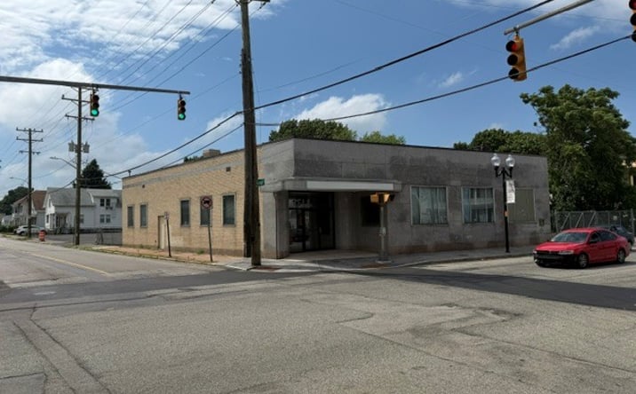Pictures of Office, Retail property located at 1647 Cranston Street, Cranston, RI 02920 for lease - image #1