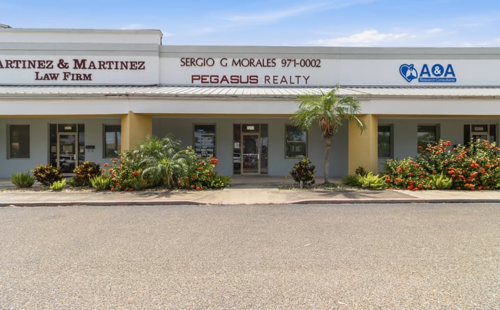 Pictures of Office property located at 5211 South McColl Road, Edinburg, TX 78539 for lease - image #1