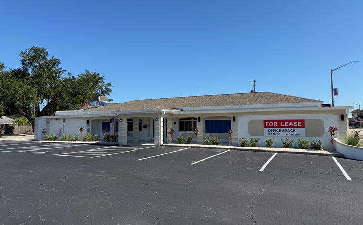 Pictures of Office property located at 517 8th Avenue West, Palmetto, FL 34221 for lease - image #1