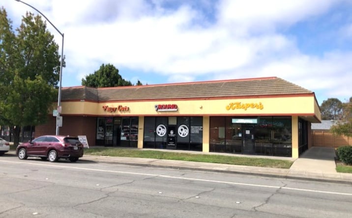 Pictures of Retail property located at 15251 Hesperian Boulevard, San Leandro, CA 94578 for lease - image #1