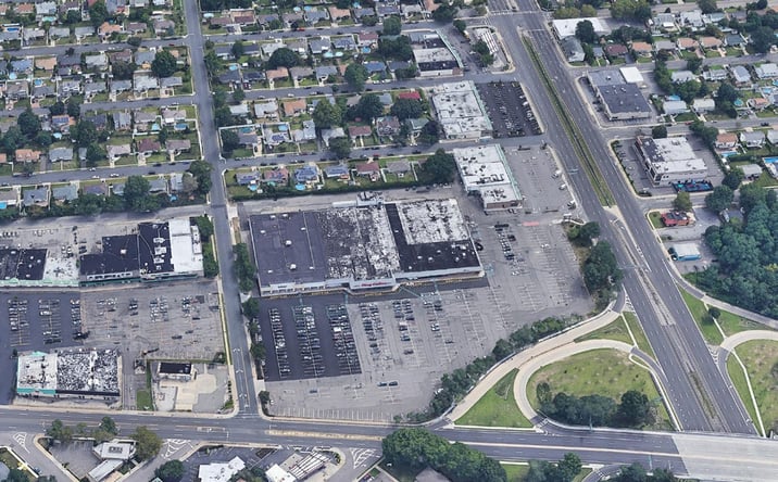 Pictures of Retail property located at 600 N Wellwood Ave, Lindenhurst, NY 11757 for lease - image #1