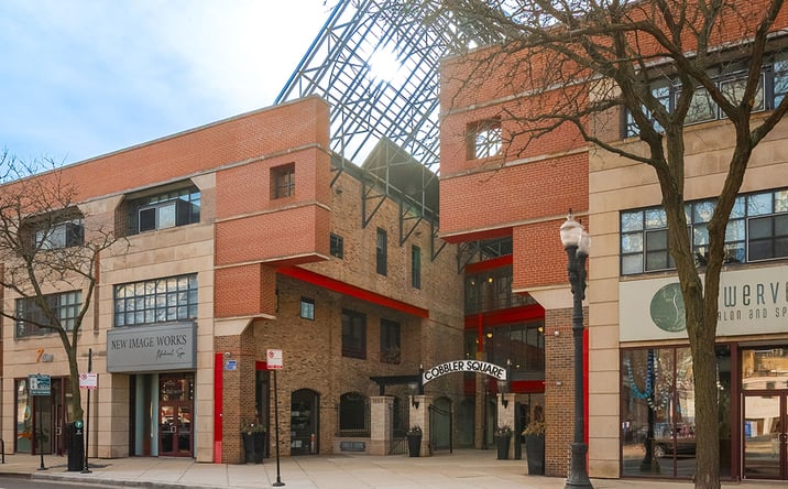 Pictures of Retail property located at 1350 N Wells Street, Chicago, IL 60610 for lease - image #1