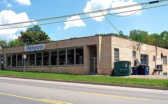 Pictures of Retail, Industrial property located at 8913 Brookville Road, Silver Spring, MD 20910 for lease - image #1