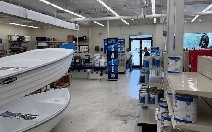 Pictures of Retail, Special Purpose property located at 100 New Jersey 17, Lodi, NJ 07644 for lease - image #1