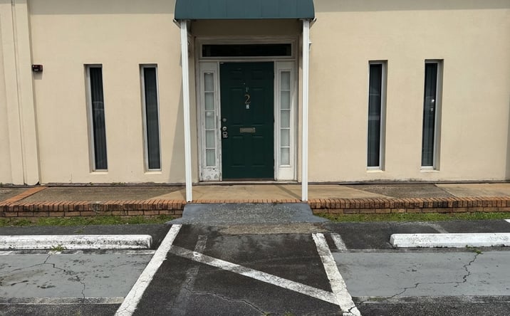 Pictures of Office property located at 641 HOSPITAL RD, COMMERCE, GA 30529-1155 for lease - image #1