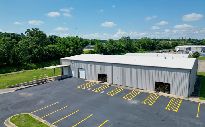 Pictures of Industrial, Retail property located at 1400 Commerce CT, Fort Smith, AR 72908-8558 for lease - image #1