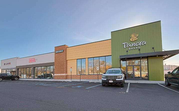 Pictures of Retail property located at 1900 Veterans Memorial Highway, Islandia, NY 11749 for lease - image #1