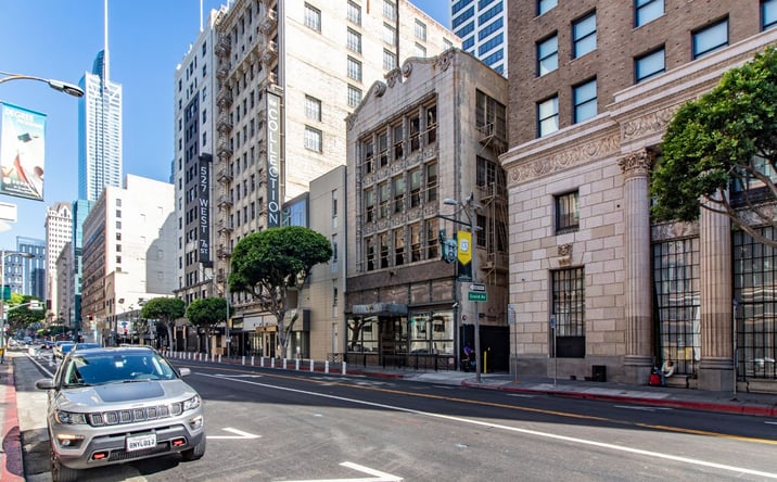 Pictures of Office property located at 515 W 7th Street, Los Angeles, CA 90014 for lease - image #1