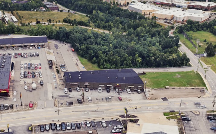Pictures of Retail property located at 6085 Steubenville Pike, McKees Rocks, PA 15136 for lease - image #1