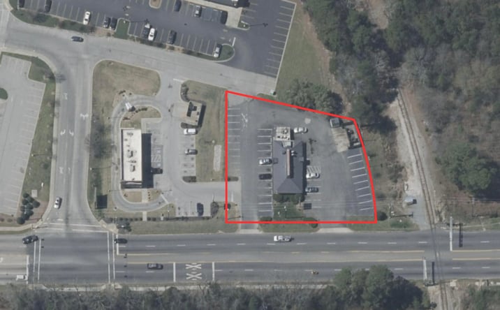 Pictures of Retail property located at 1721 J A Cochran Bypass, Chester, SC 29706 for lease - image #1