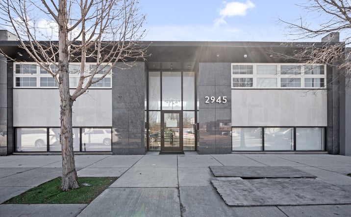 Pictures of Office property located at 2945 & 2949 W PETERSON, CHICAGO, IL 60659 for lease - image #1